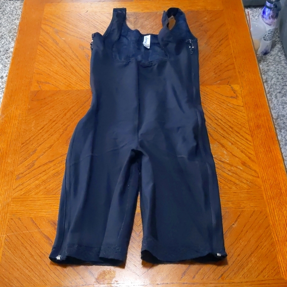 Leonisa Intimates & Sleepwear Leonisa Shapewear Poshmark